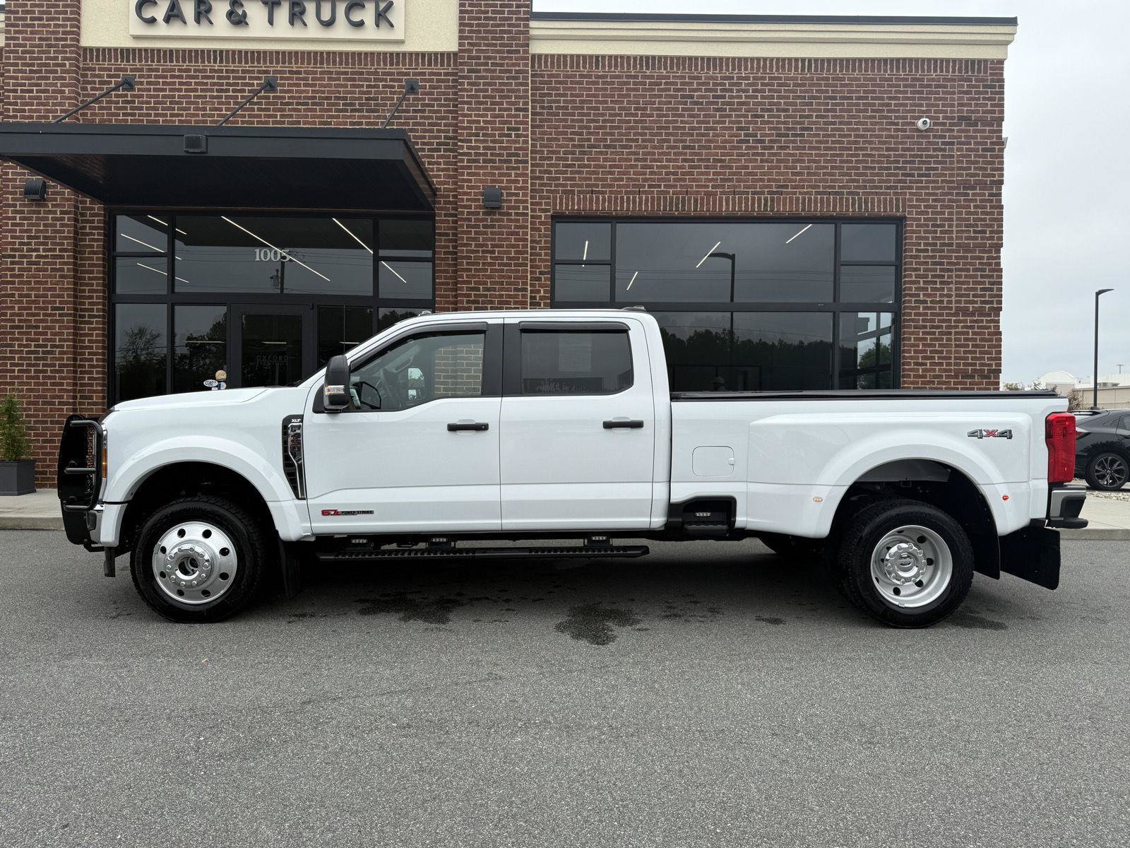 Used 2025 Ford F450 XLT AWD/4WD image 3