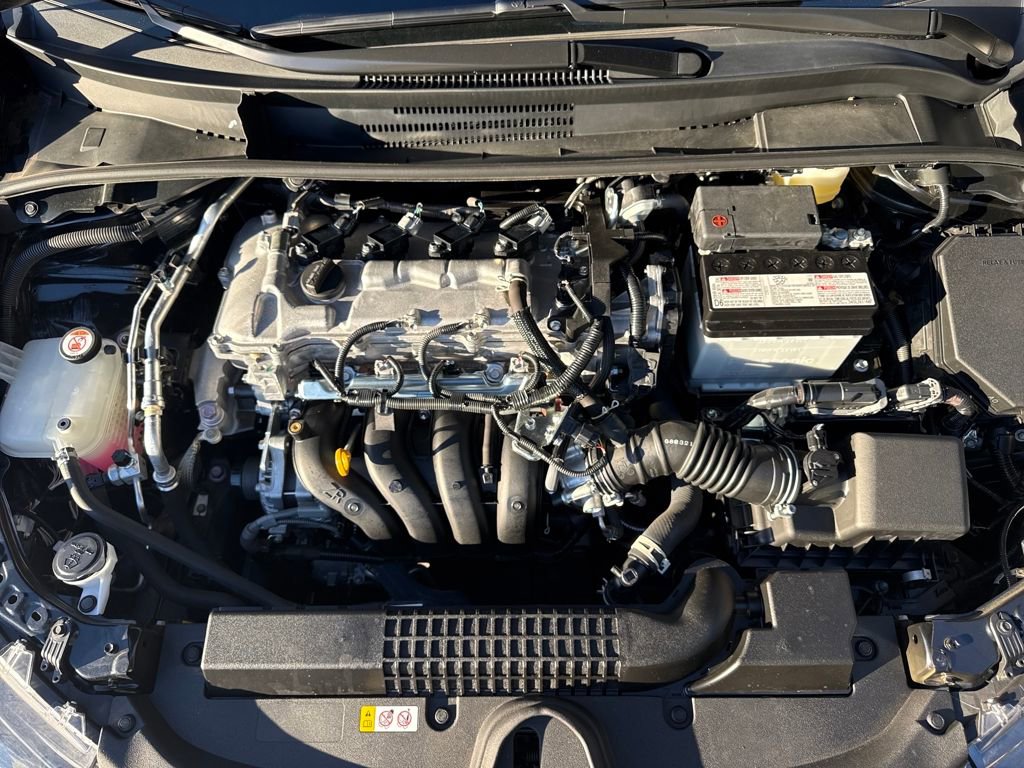 Used 2022 Toyota Corolla LE image 28