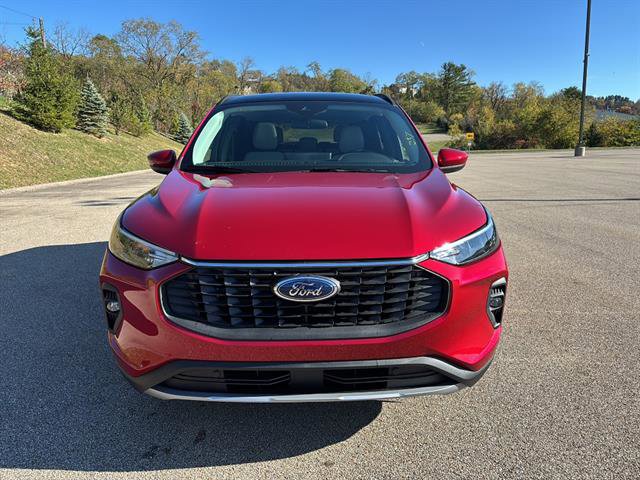 New 2026 Ford Escape SE FWD image 7