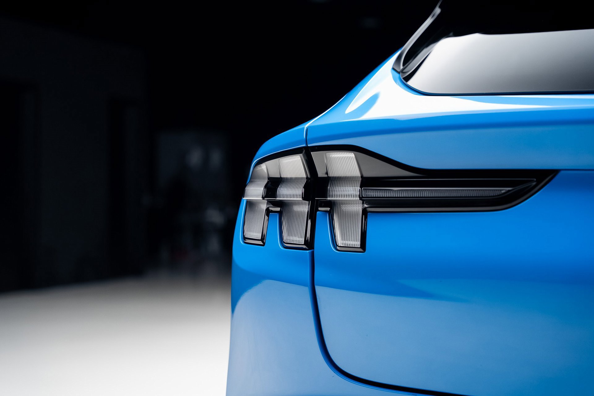 Used 2021 Ford Mustang Mach-E GT image 28