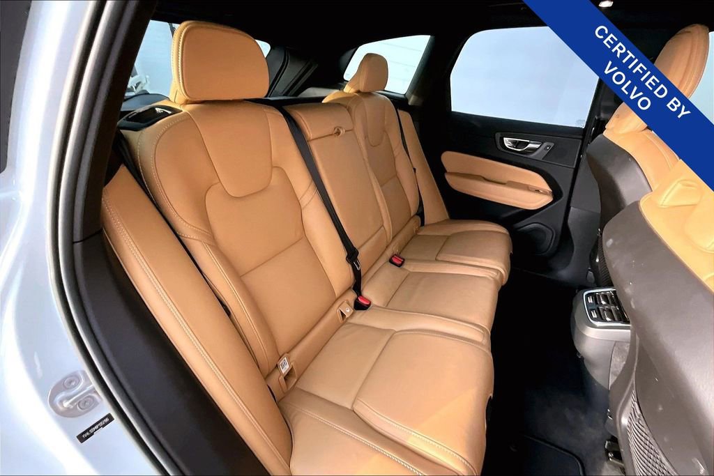 Used 2023 Volvo XC60 B5 Ultimate w/ Protection Package Premier image 35
