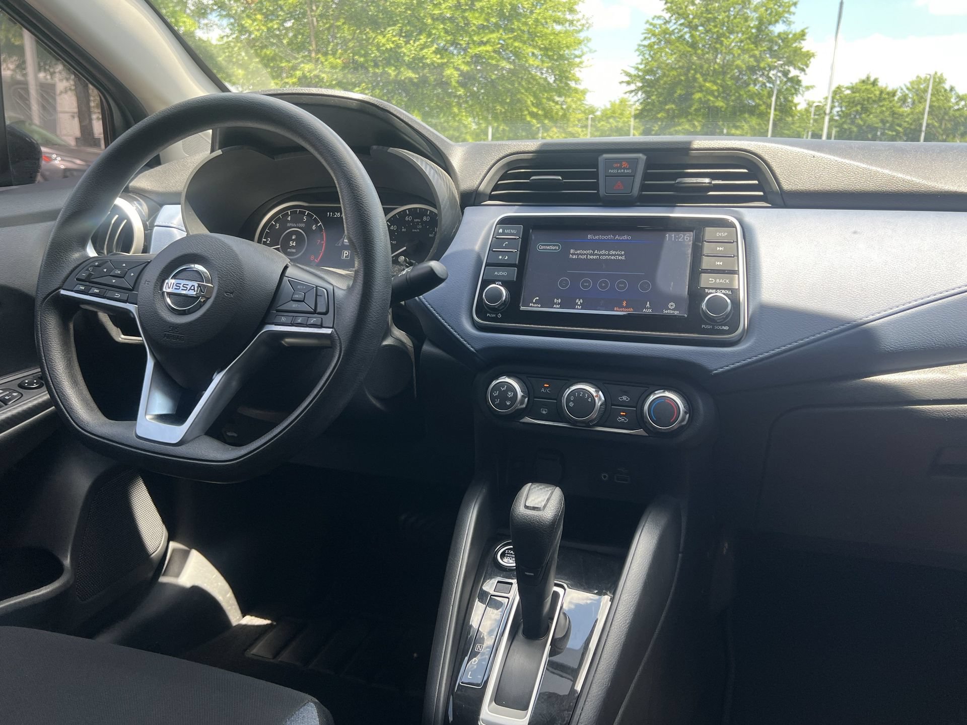 Certified 2023 Nissan Versa SV FWD image 3