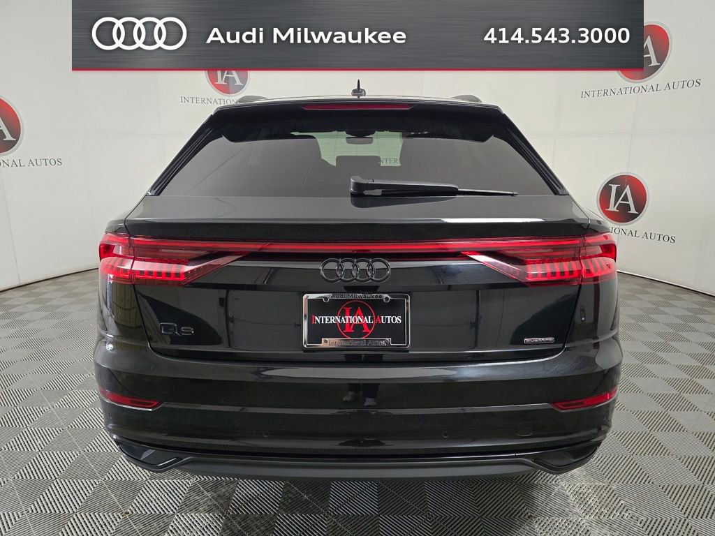 Used 2023 Audi Q8 Premium w/ Convenience Package AWD/4WD image 8