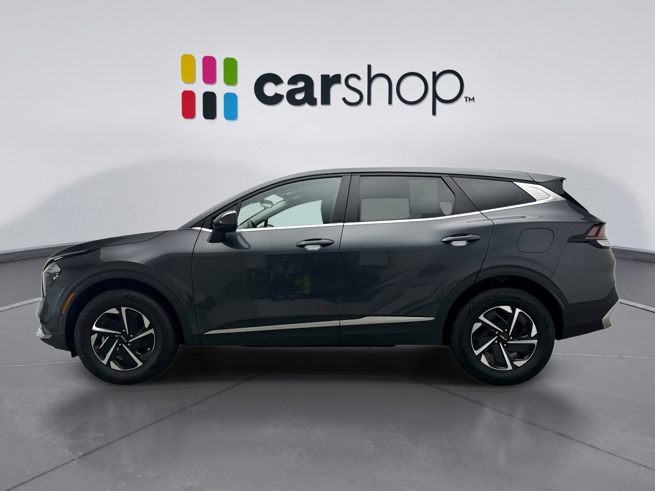 Used 2023 Kia Sportage LX image 2