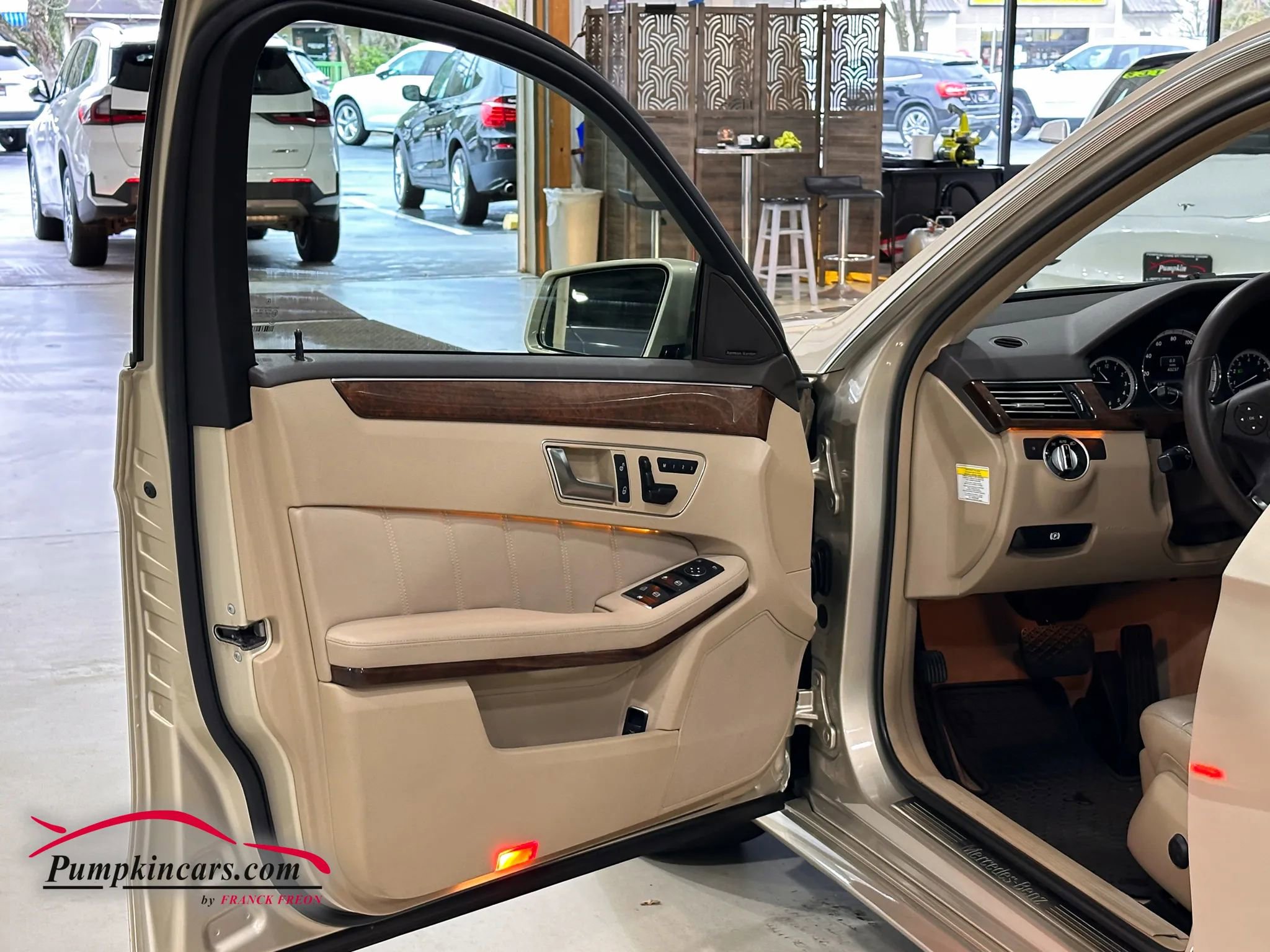 Used 2013 Mercedes-Benz E 350 Luxury w/ Premium 1 Pkg image 16