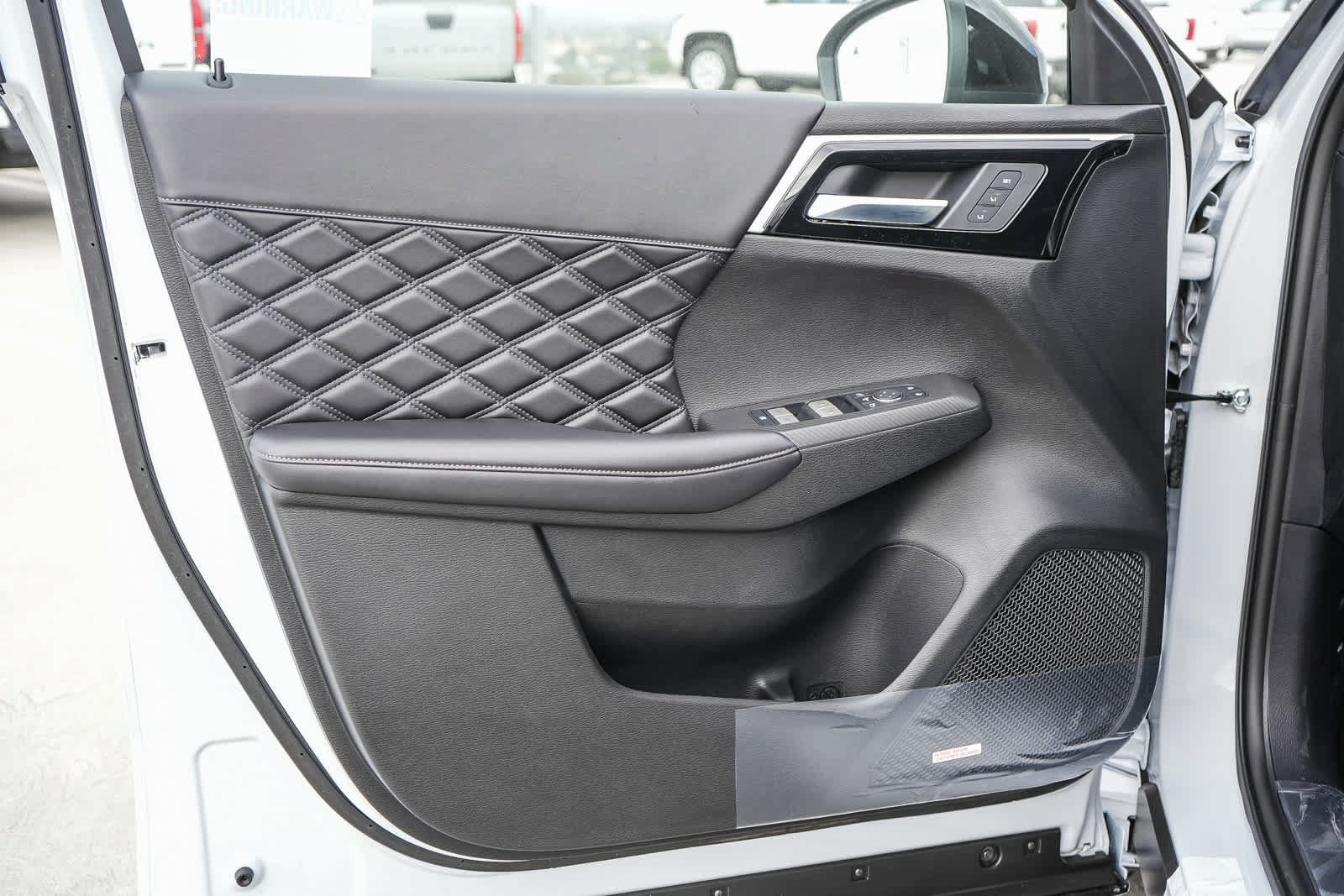 New 2026 Nissan Rogue Platinum AWD/4WD image 24