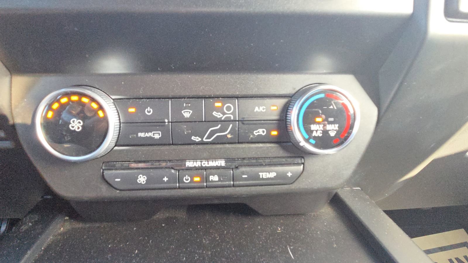 Used 2020 Ford Expedition XL RWD image 27