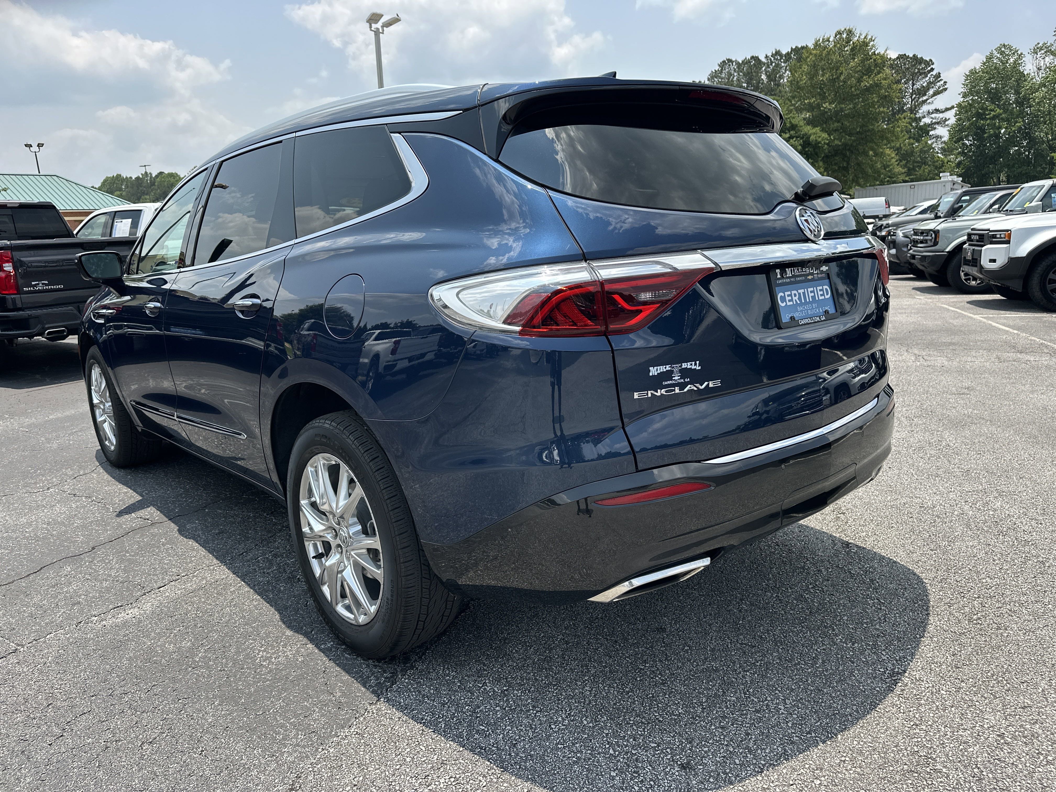 Used 2023 Buick Enclave Premium w/ Experience Buick Package image 10