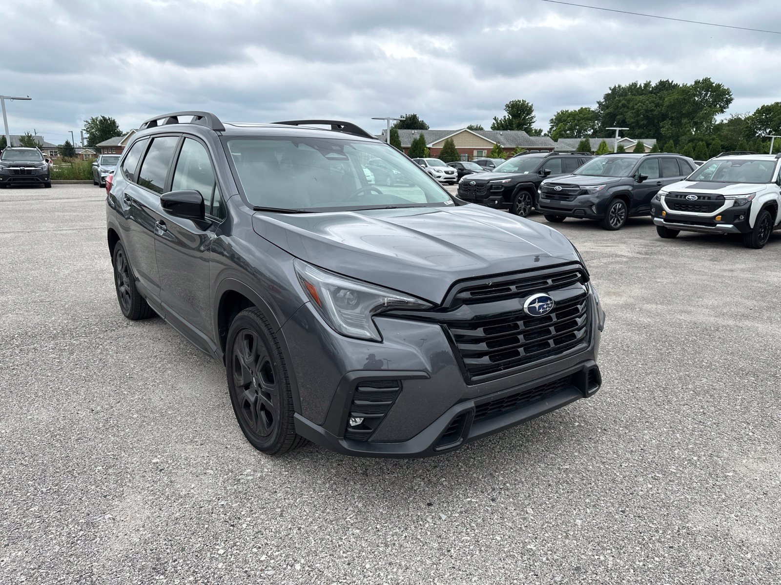 Used 2024 Subaru Ascent Onyx Edition AWD/4WD image 5