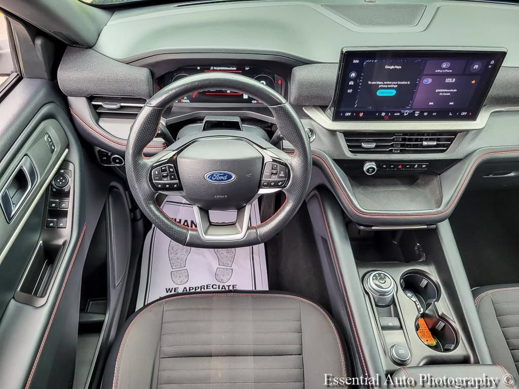 Used 2025 Ford Explorer ST-Line w/ ST-Line Street Pack AWD/4WD image 13