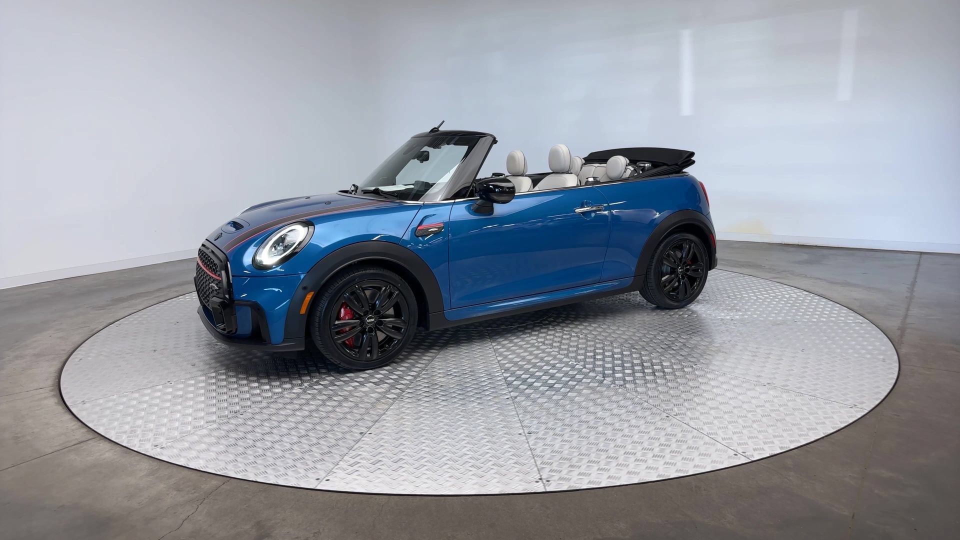Used 2024 MINI Cooper John Cooper Works FWD image 4