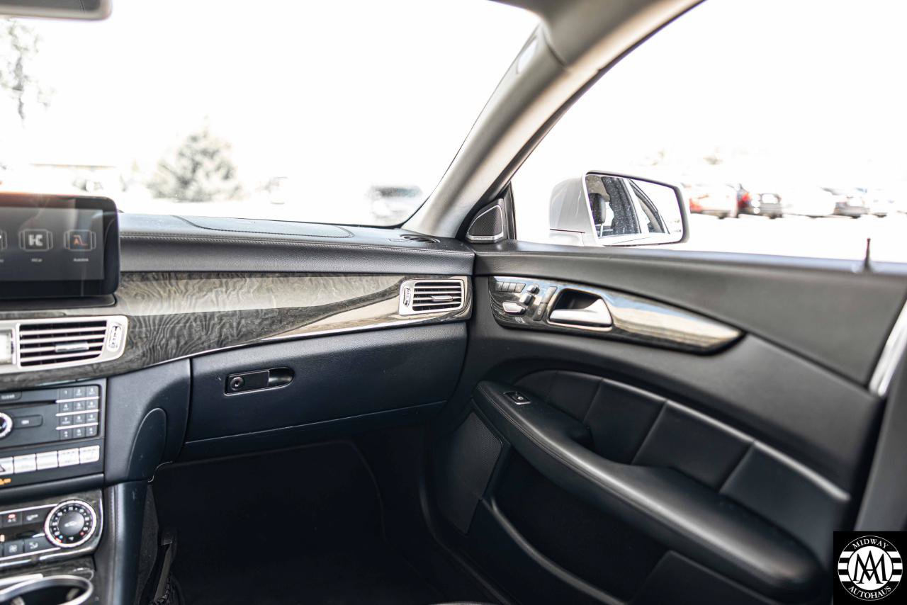 Used 2015 Mercedes-Benz CLS 400 4MATIC image 31