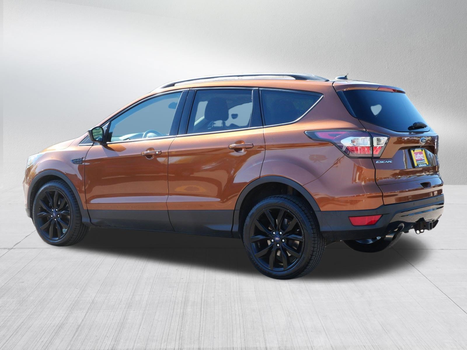 Used 2017 Ford Escape SE w/ Equipment Group 201A AWD/4WD image 5