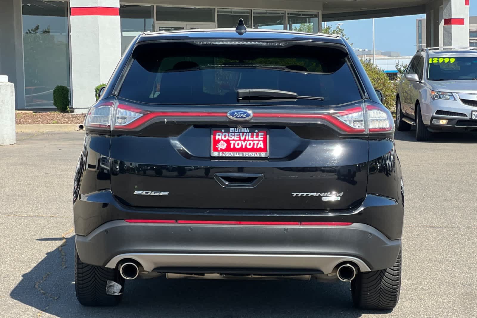 Used 2018 Ford Edge Titanium FWD image 8