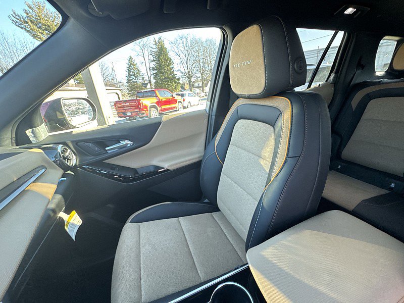 New 2025 Chevrolet Equinox ACTIV w/ Safety and Technology Package image 9