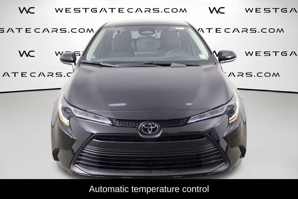 Used 2025 Toyota Corolla LE FWD video 2