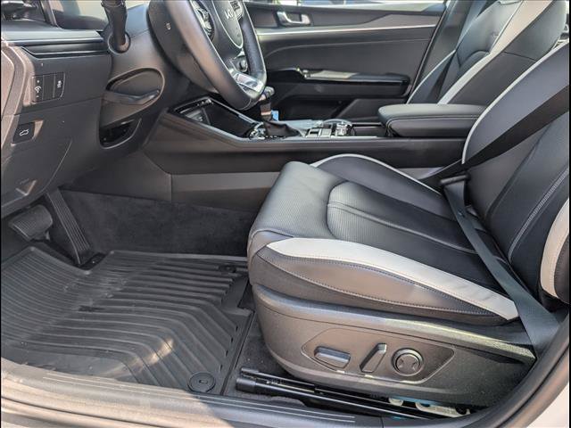 Certified 2025 Kia K5 GT-Line FWD image 9