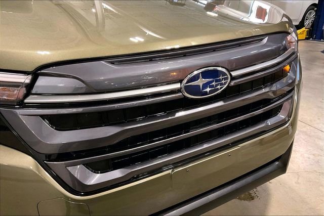 Used 2025 Subaru Forester Premium image 30