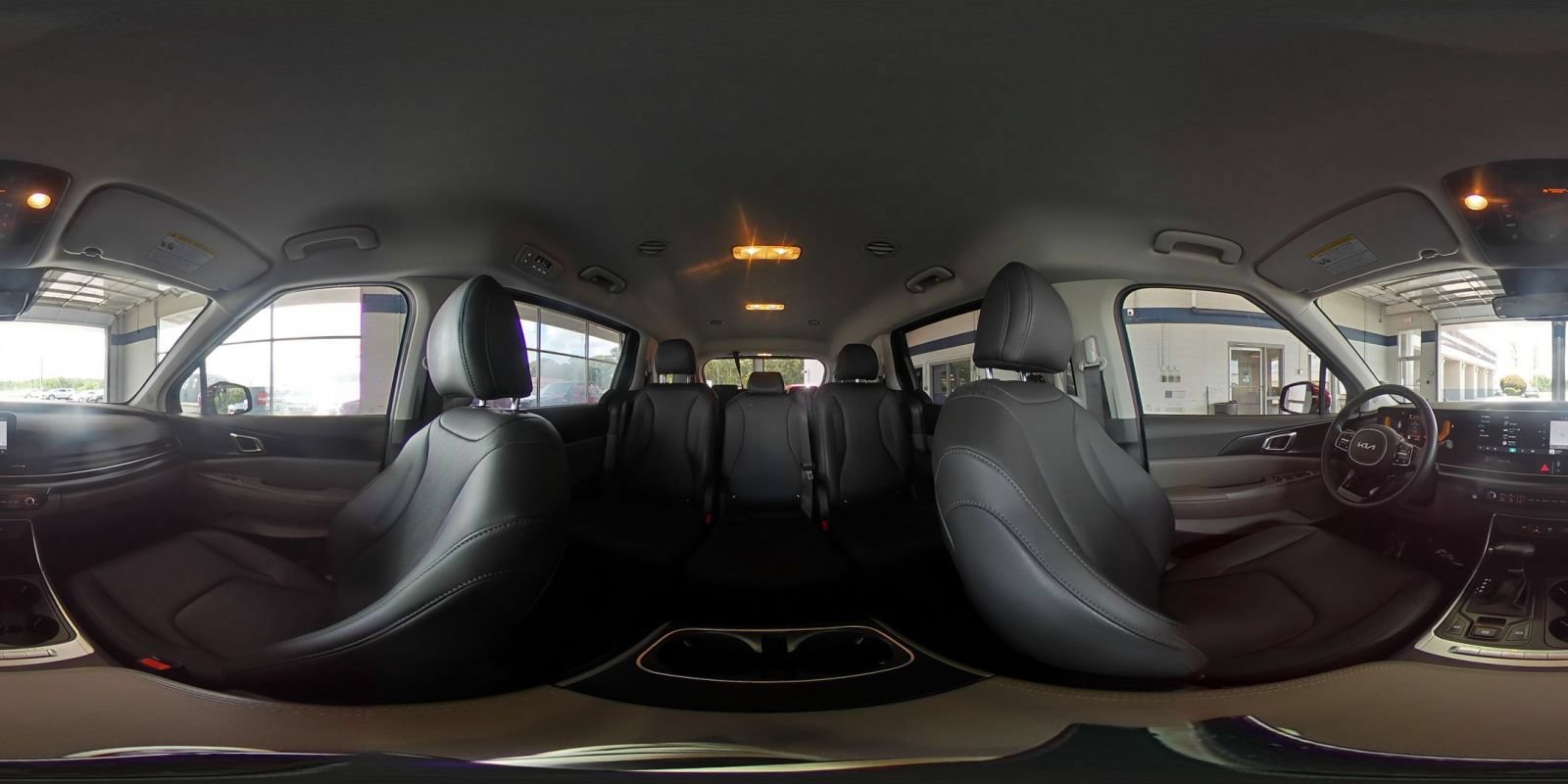 Used 2026 Kia Carnival FWD image 44