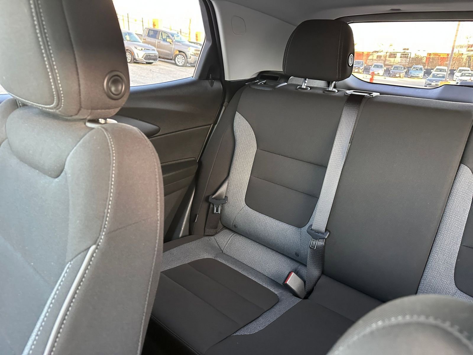 Used 2025 Chevrolet TrailBlazer LT image 37