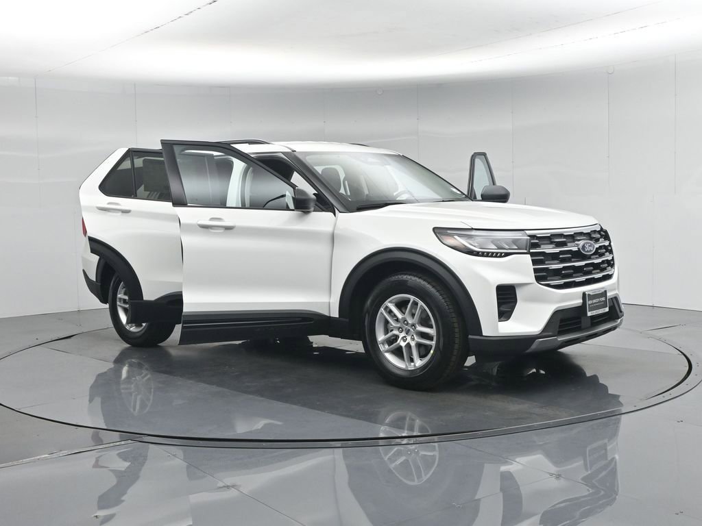 New 2026 Ford Explorer Active RWD image 32