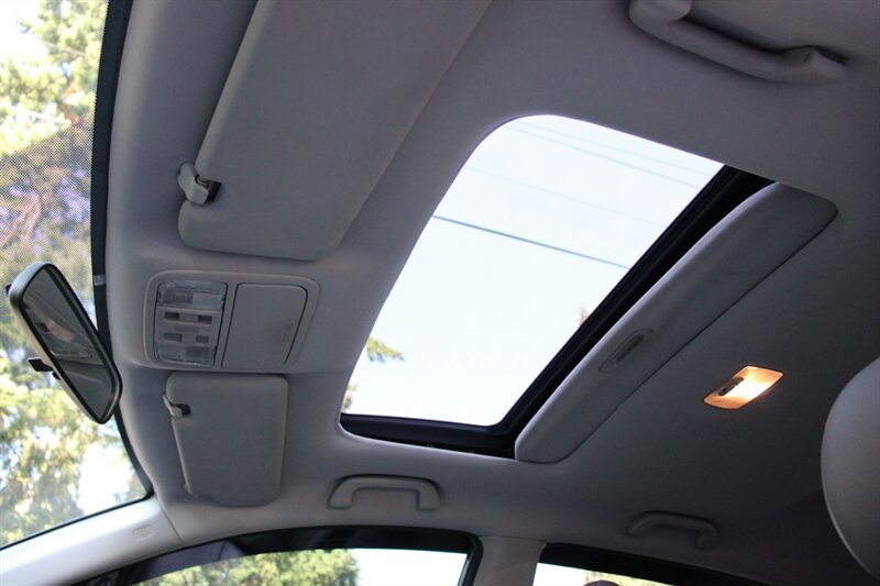 Used 2011 Honda CR-V EX-L image 9