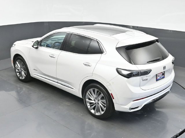 Used 2025 Buick Envision Avenir AWD/4WD image 30