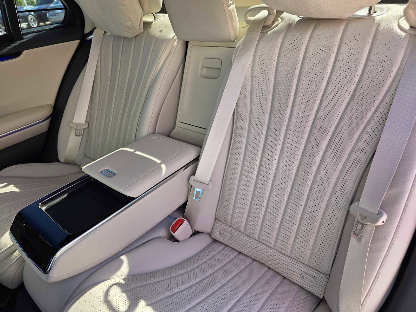 New 2026 Mercedes-Benz S 500 4MATIC image 13