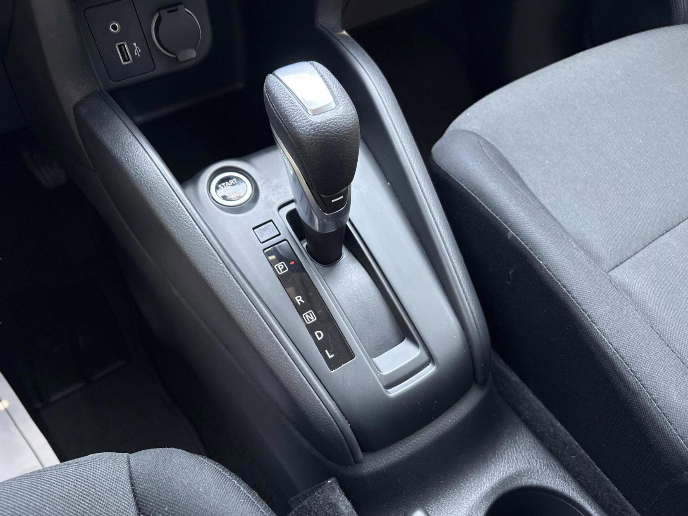 Used 2025 Nissan Kicks Play S FWD image 10