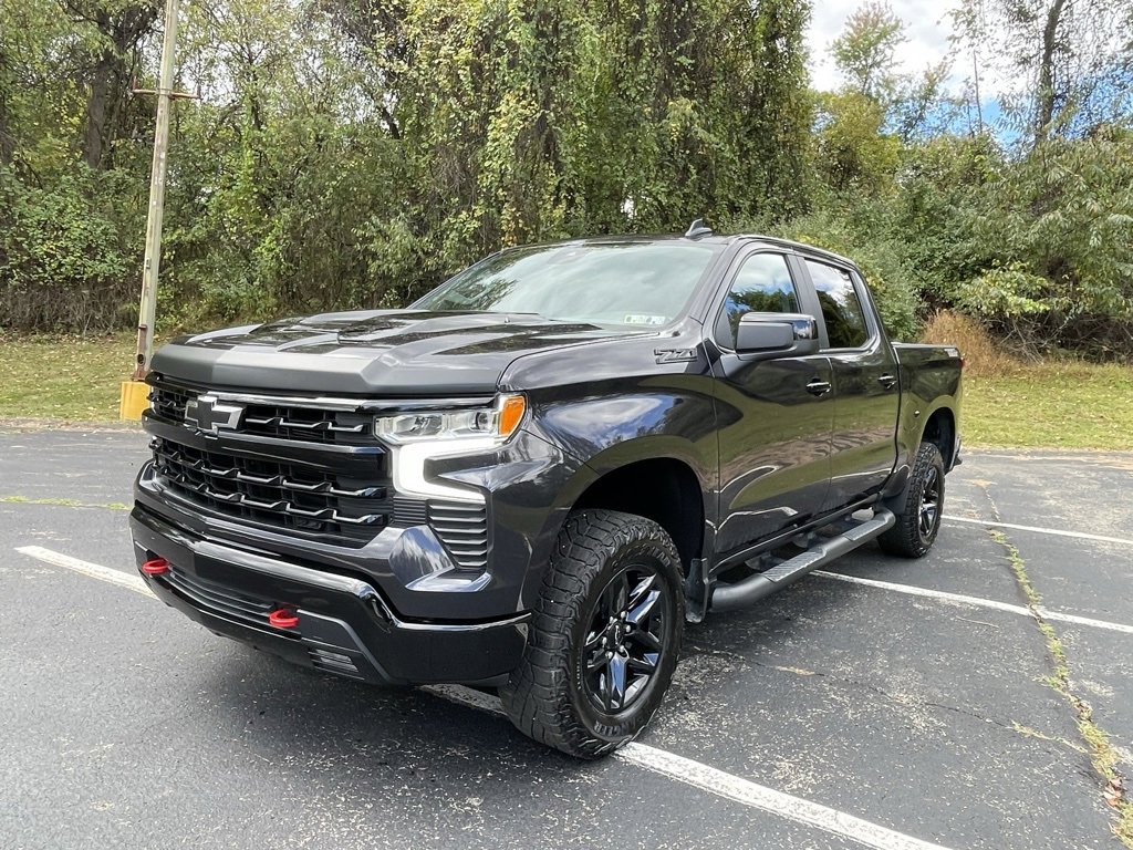 Used 2024 Chevrolet Silverado 1500 LT Trail Boss w/ LPO, Dark Essentials Package image 7
