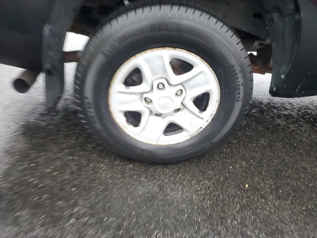 Used 2012 Toyota Tundra 4x4 Double Cab image 10