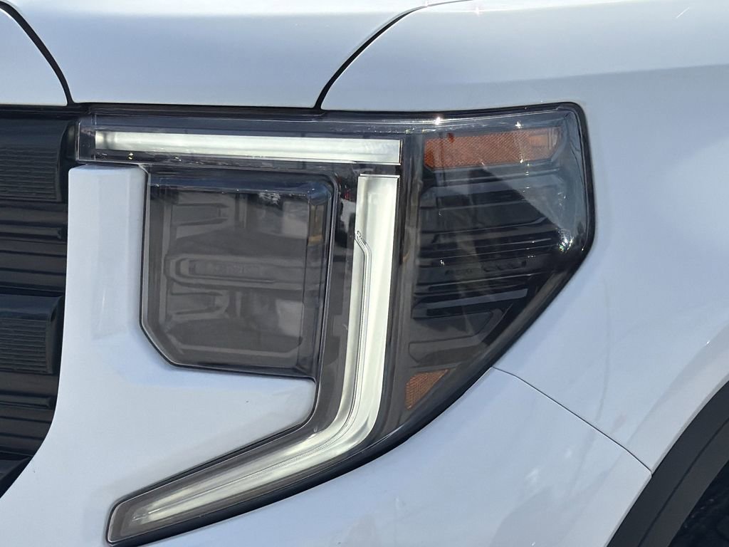 Used 2022 GMC Sierra 1500 Elevation AWD/4WD image 26