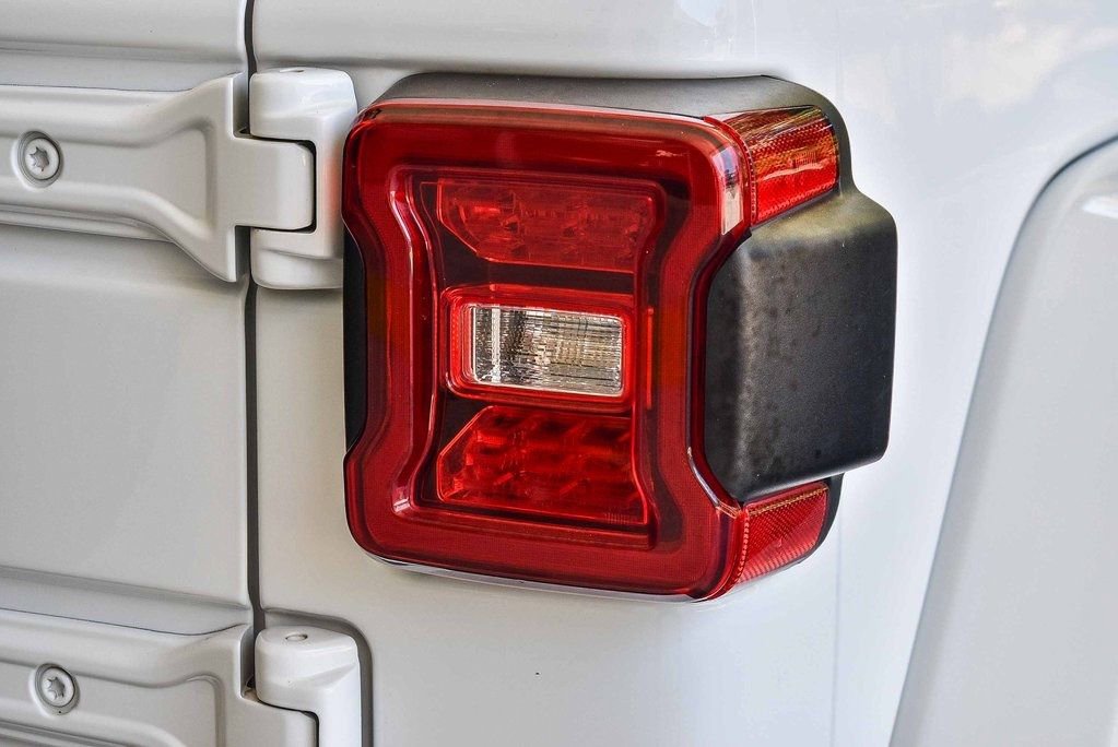 Used 2022 Jeep Wrangler Unlimited Sahara 4xe w/ Safety Group image 7