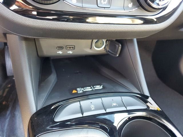 New 2026 Buick Envista Sport Touring w/ Convenience I Package FWD image 23