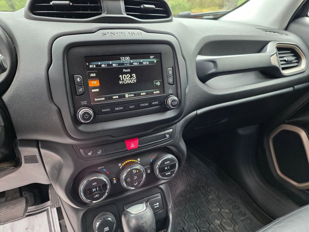 Used 2015 Jeep Renegade Limited AWD/4WD image 10
