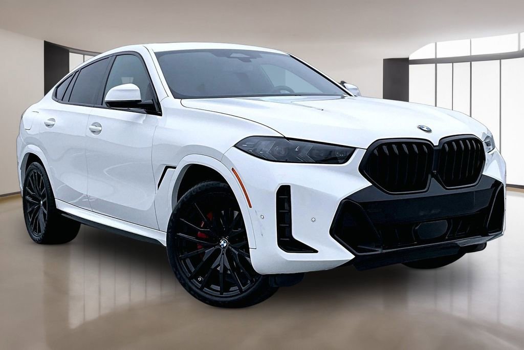 Used 2024 BMW X6 xDrive40i w/ Premium Package AWD/4WD image 3