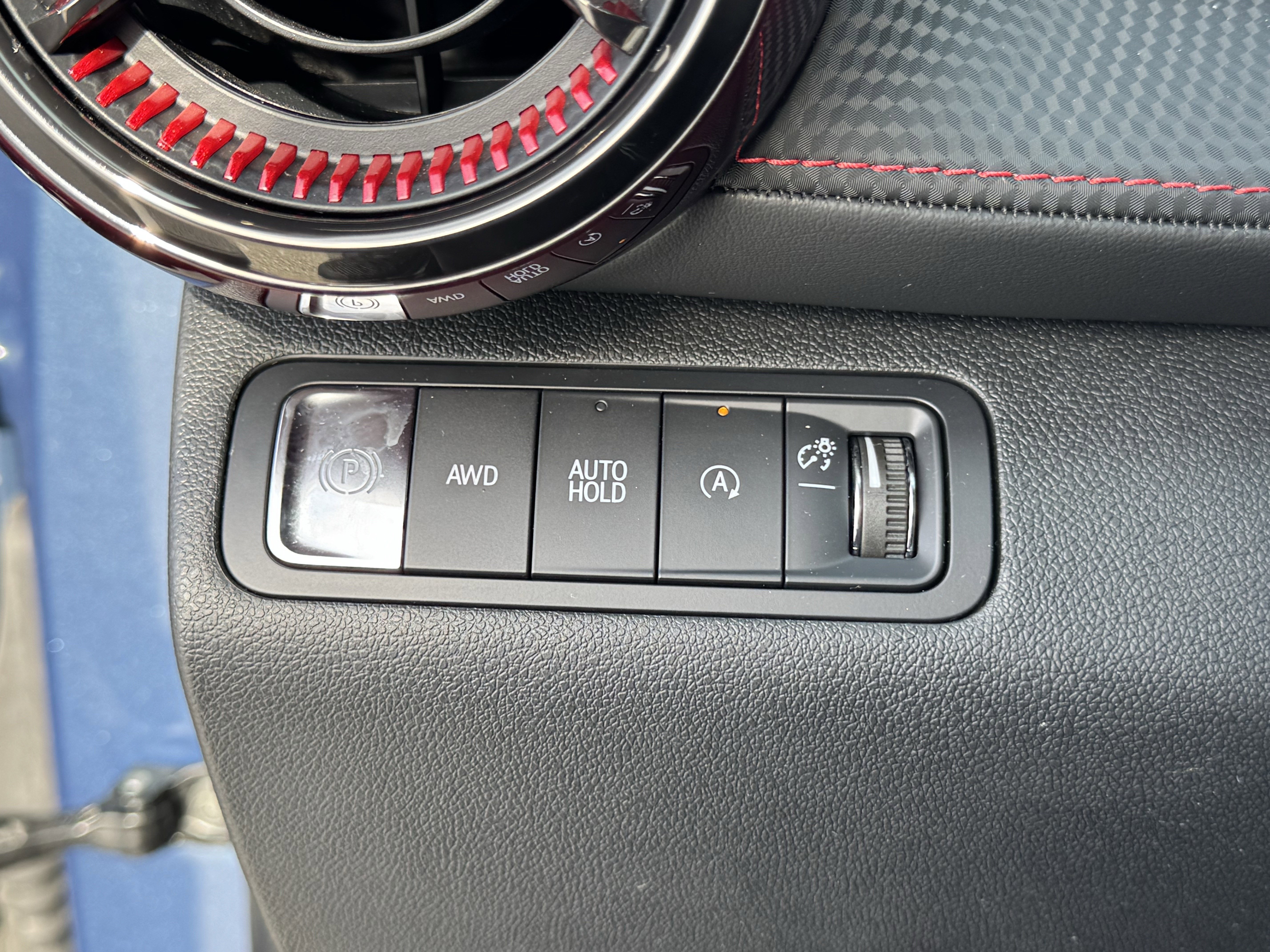 Used 2025 Chevrolet Equinox RS w/ Convenience Package III image 29