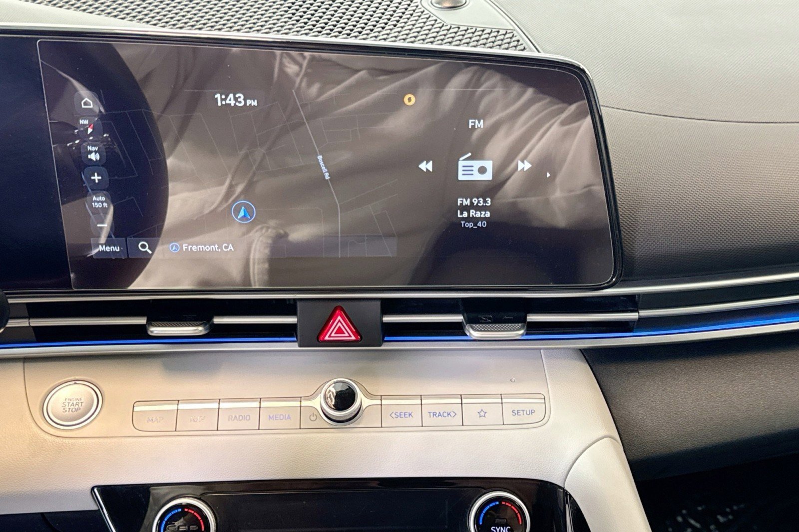 Used 2021 Hyundai Elantra Limited image 13