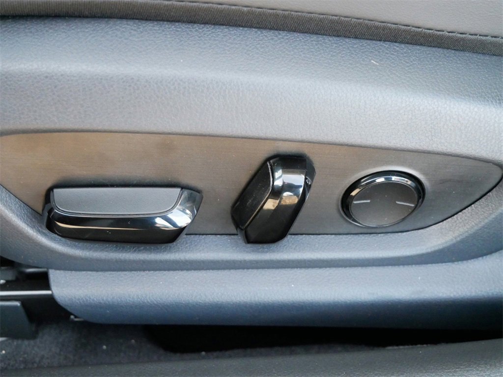 New 2025 Lexus ES 350 w/ Premium Package image 15