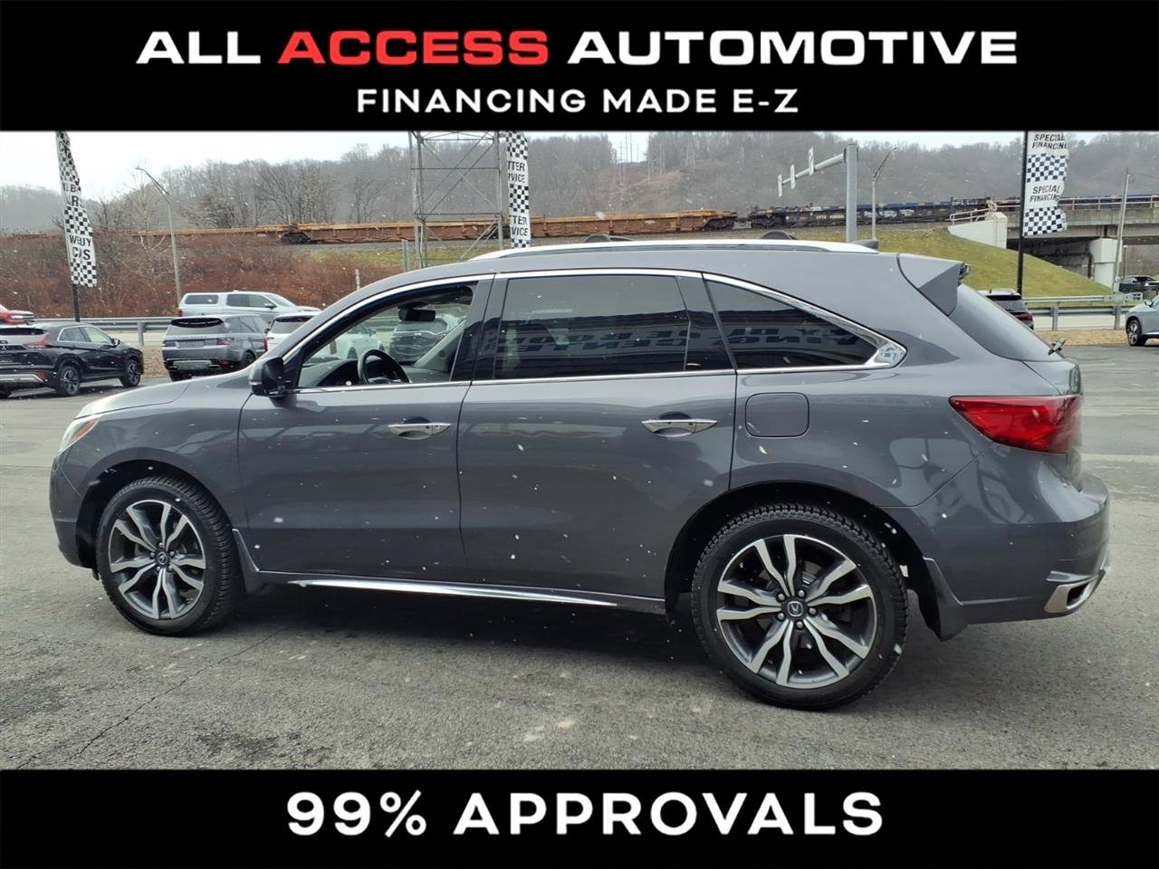 Used 2020 Acura MDX SH-AWD w/ Advance Package image 4