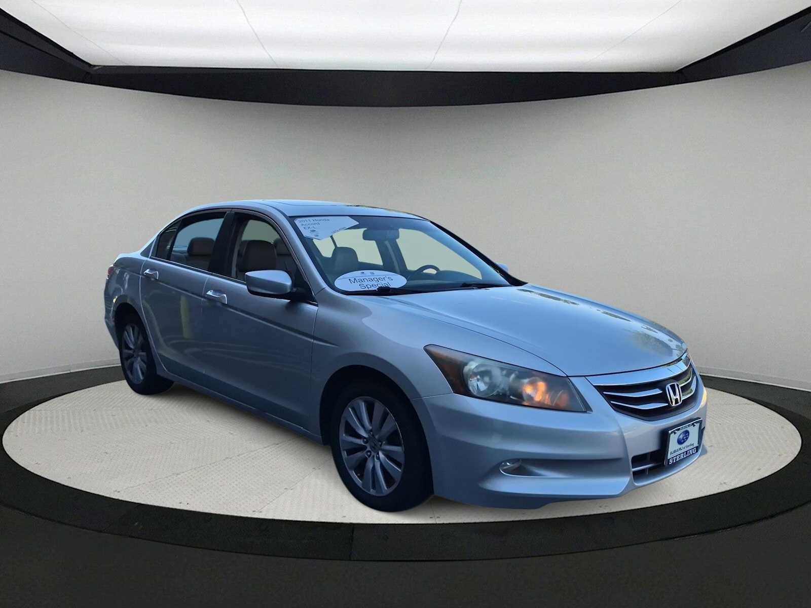 Used 2011 Honda Accord EX-L image 2