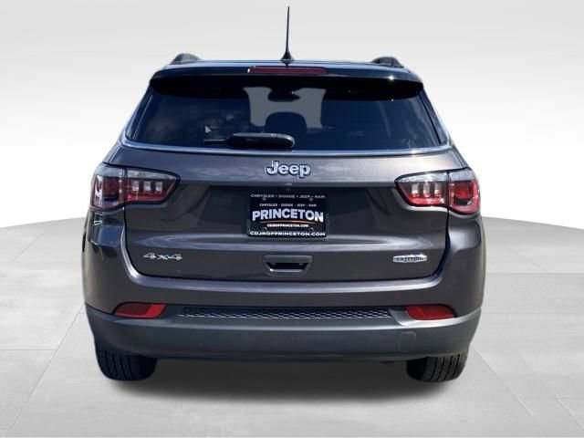 Certified 2020 Jeep Compass Latitude w/ Cold Weather Group image 5