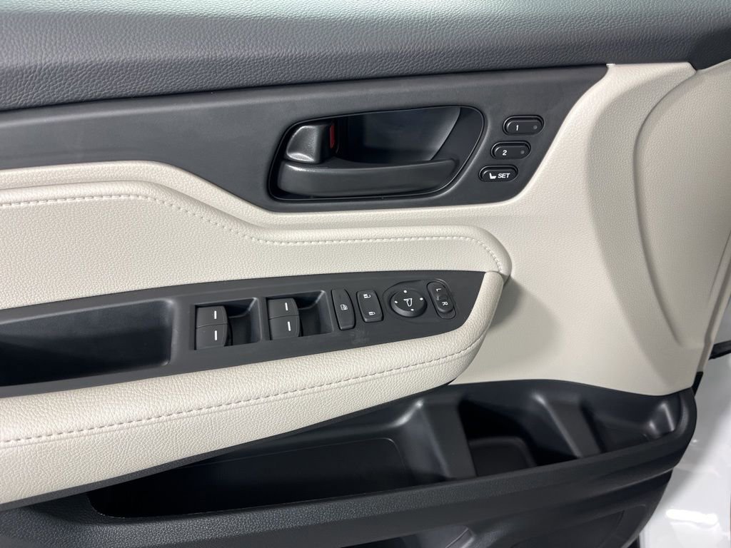 New 2026 Honda Odyssey EX-L image 25
