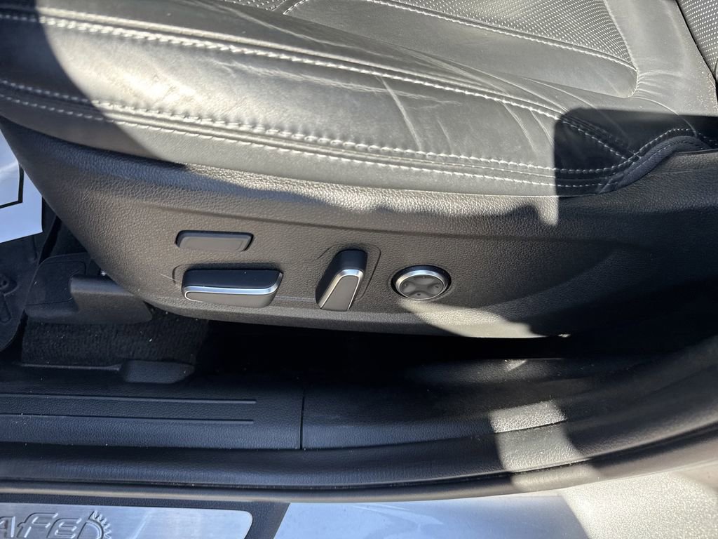 Used 2022 Hyundai Santa Fe Calligraphy image 17