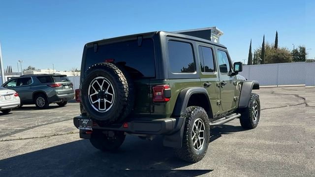 Used 2024 Jeep Wrangler Unlimited Rubicon w/ Technology Group image 8