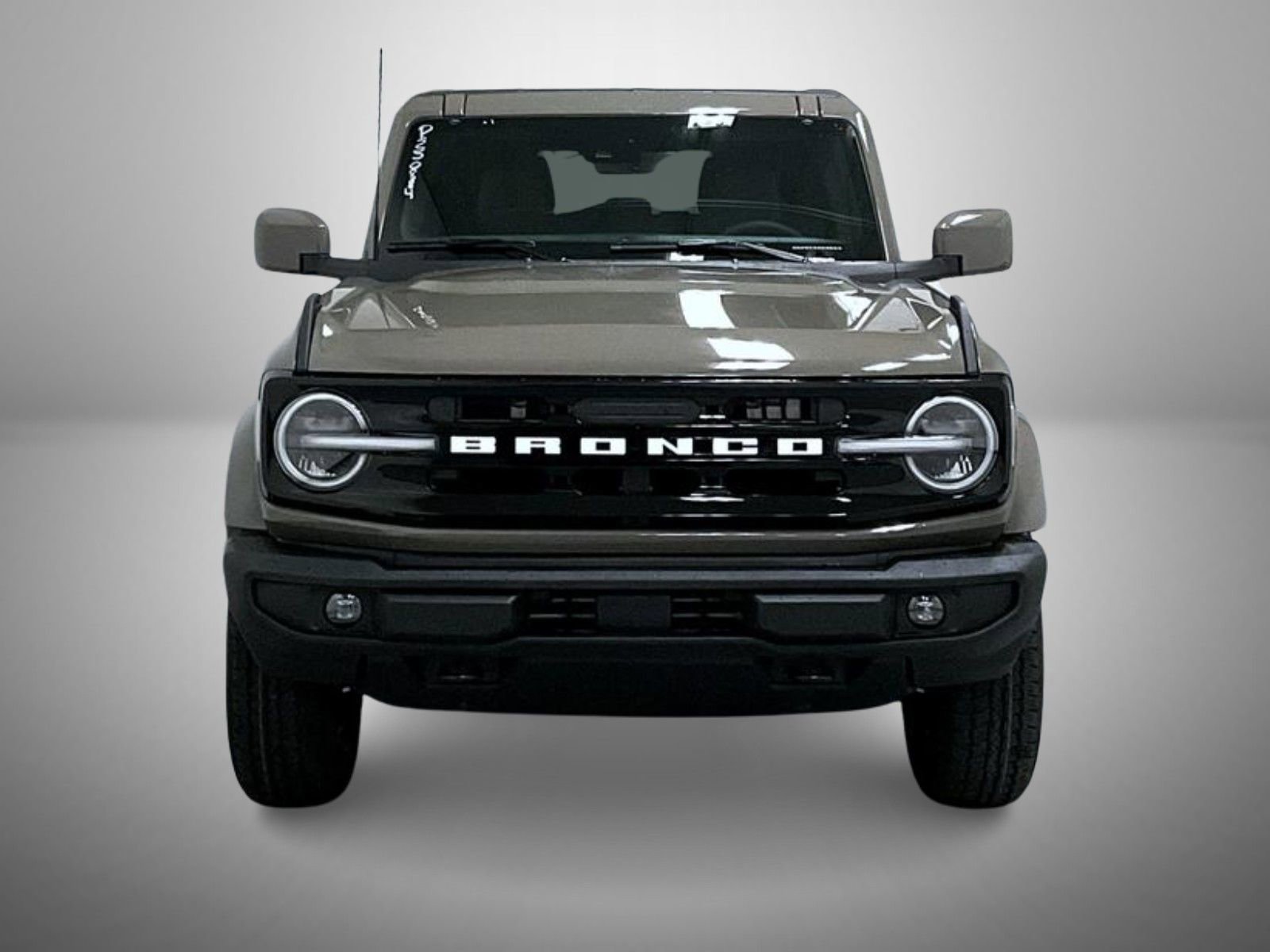 New 2025 Ford Bronco Outer Banks image 2