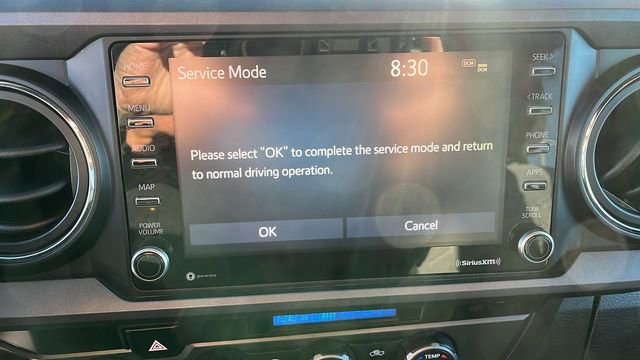 Used 2023 Toyota Tacoma 4x4 Double Cab image 11