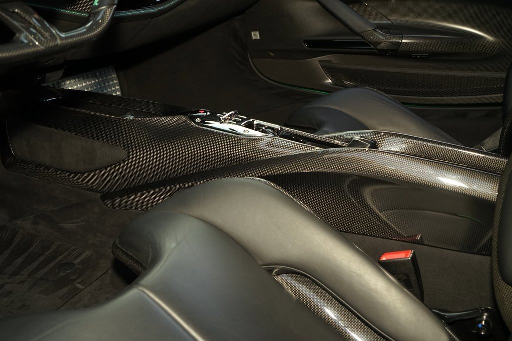 Used 2021 Ferrari SF90 Stradale image 28