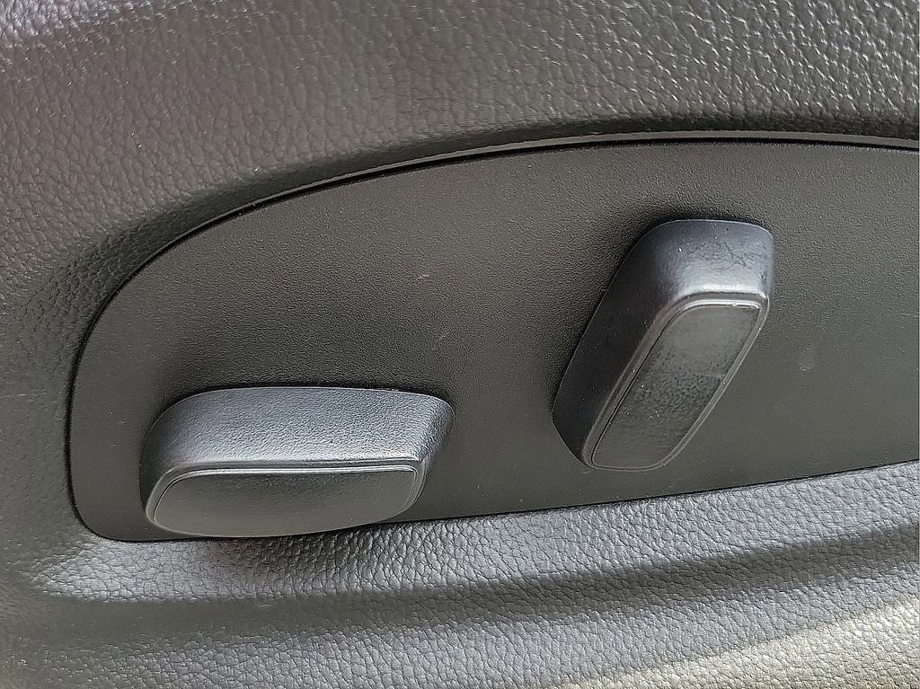 Used 2023 Chevrolet Camaro SS RWD image 14