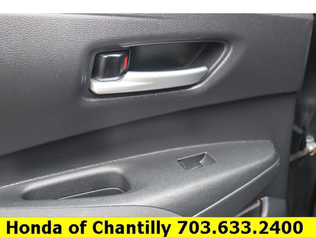 Used 2020 Toyota Corolla LE image 23